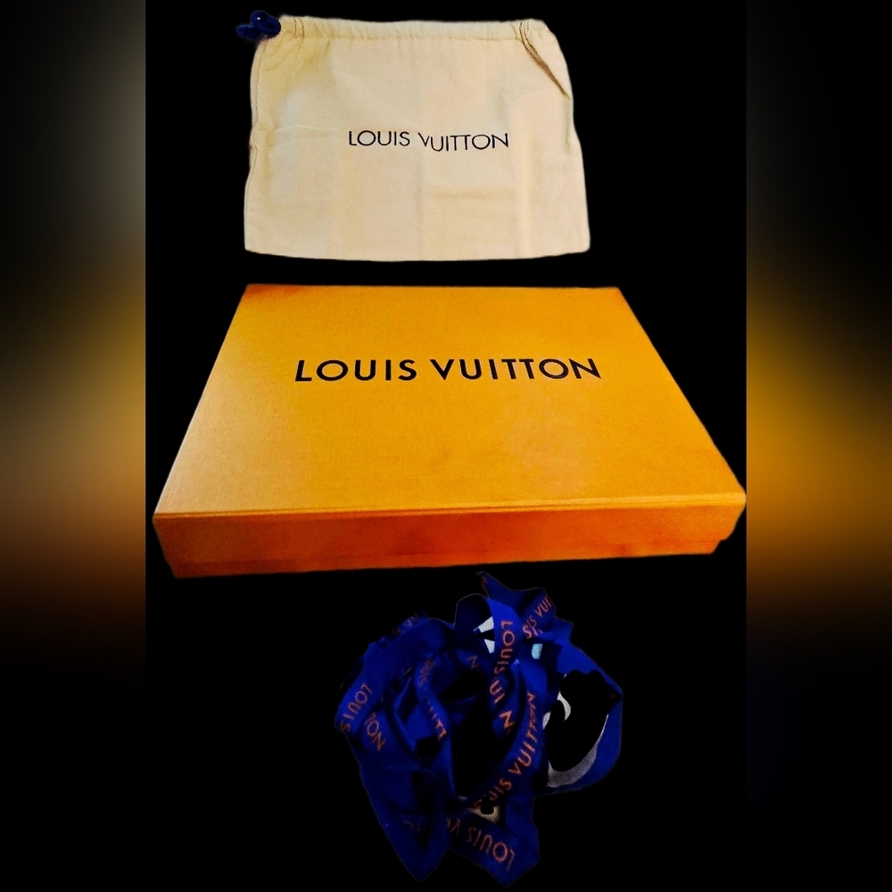 EUC Louis Vuitton Set Medium Orange Magnetic Box Drawstring Dust Bag Logo Ribbon - Picture 3 of 8